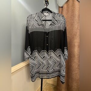 JM Collection Black and‎ White Patterned woman’s Shirt XL long sleeve chiffon